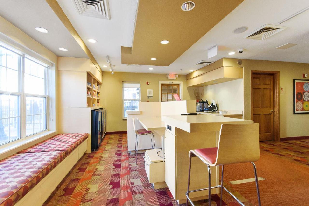 Extended Stay America Suites - Chicago - Elgin - West Dundee Екстериор снимка