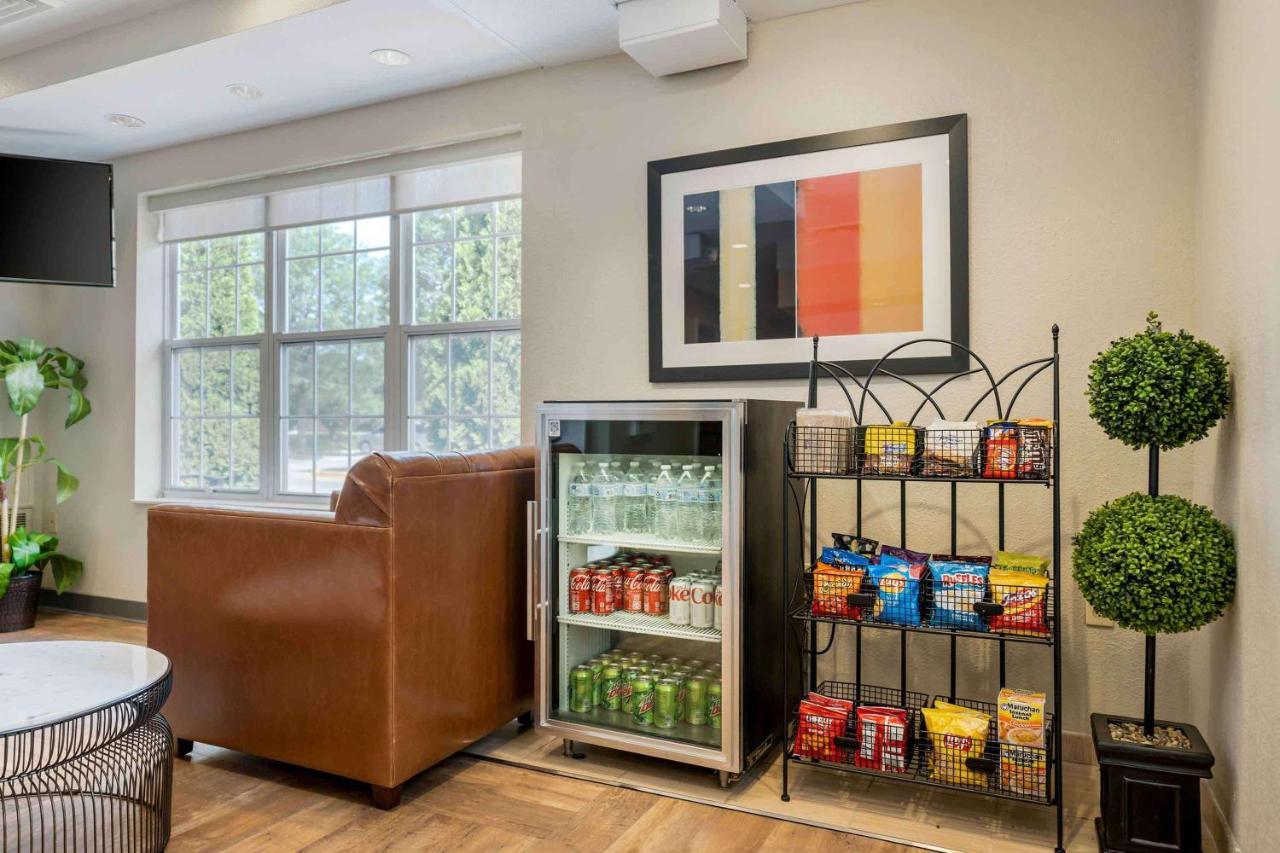 Extended Stay America Suites - Chicago - Elgin - West Dundee Екстериор снимка