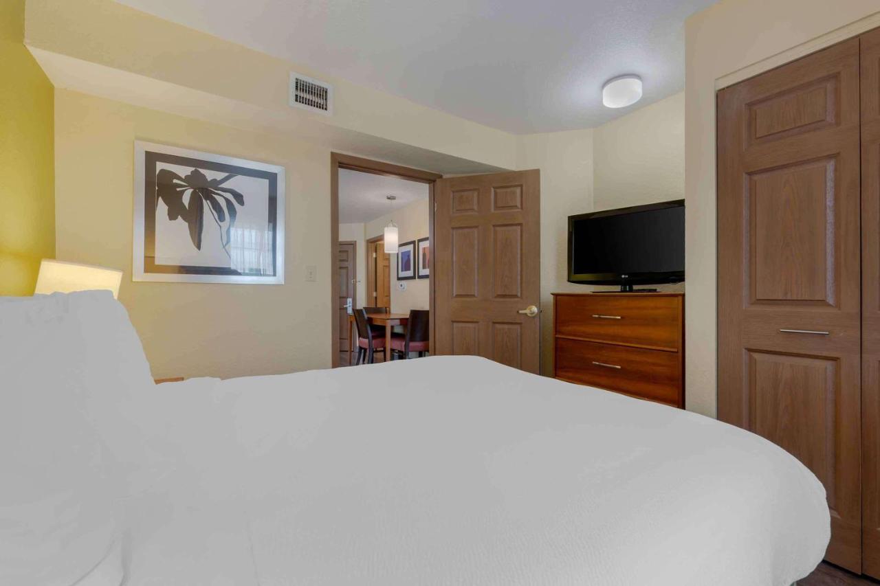 Extended Stay America Suites - Chicago - Elgin - West Dundee Екстериор снимка