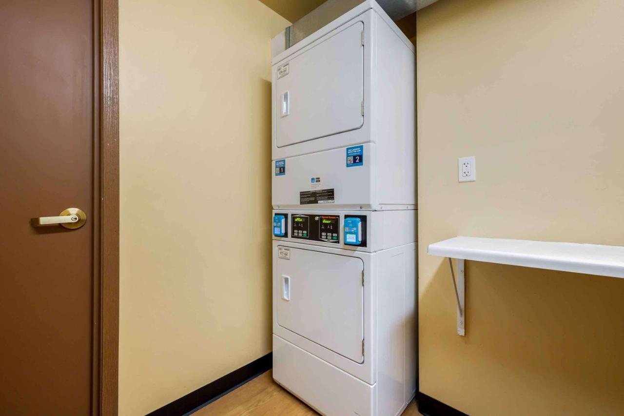 Extended Stay America Suites - Chicago - Elgin - West Dundee Екстериор снимка